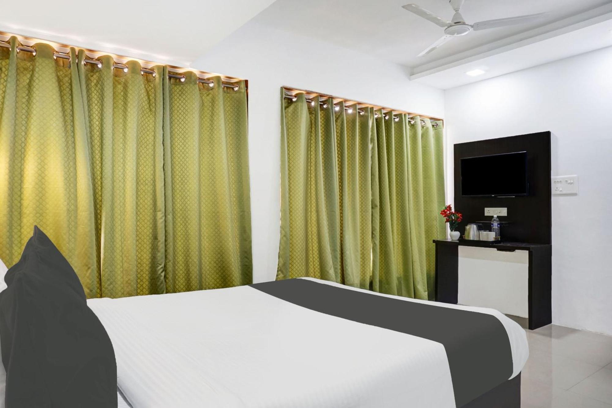 Super Aarambh Exotica Hotel Méribel Village Buitenkant foto